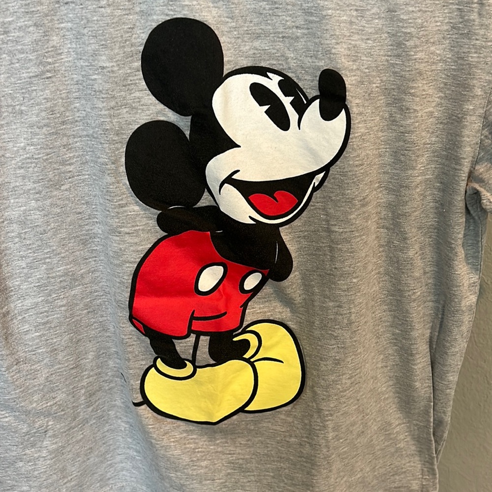 Disney Mickey Mouse T shirt